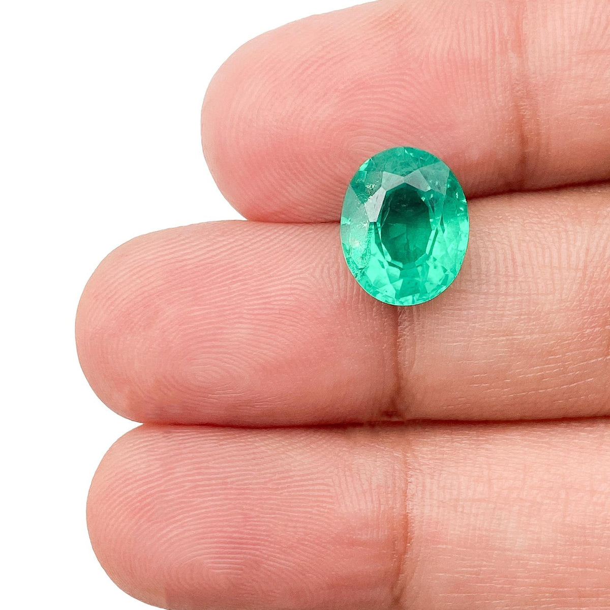 2.69ct | Brilliant Cut Oval Shape Lab Emerald