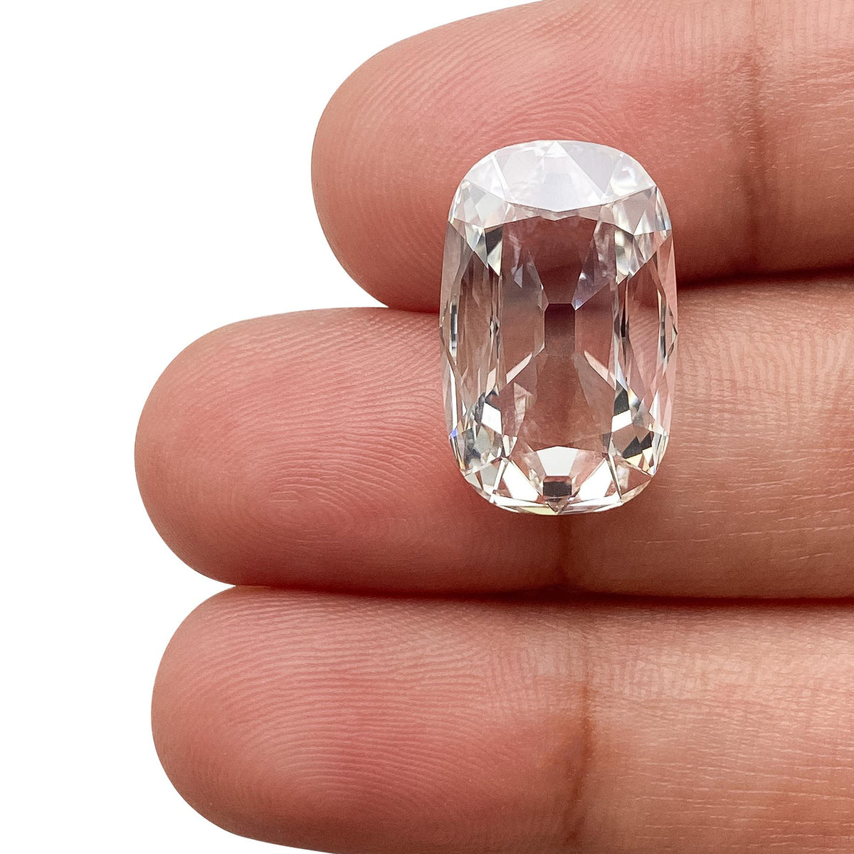 6.42ct | H/VVS2 Cushion Shape Old Mine Cut Lab Diamond (IGI)