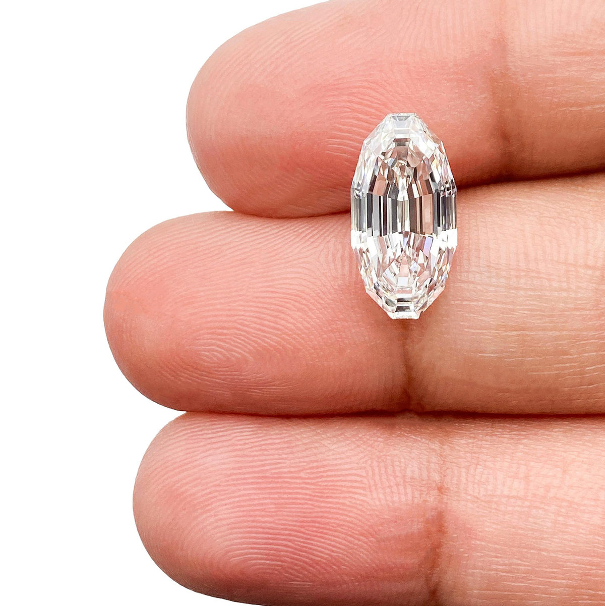 3.11ct | F/VS2 Oval Shape Step Cut Lab Diamond (IGI)