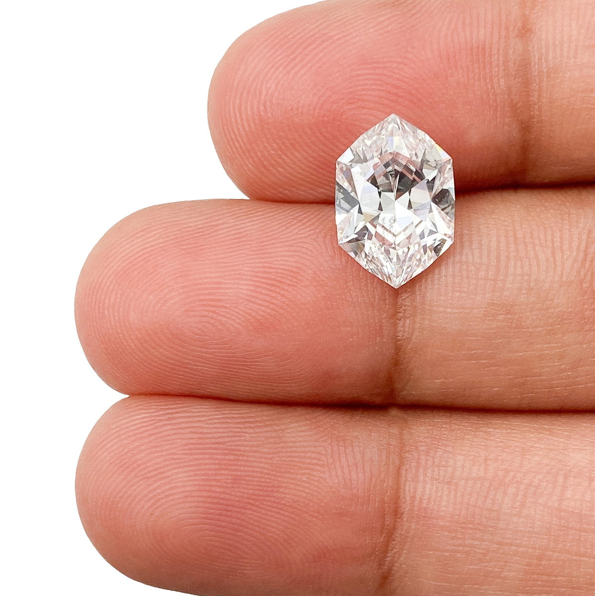 2.61ct | E/VS1 Hexagon Shape Brilliant Cut Lab Diamond (IGI)