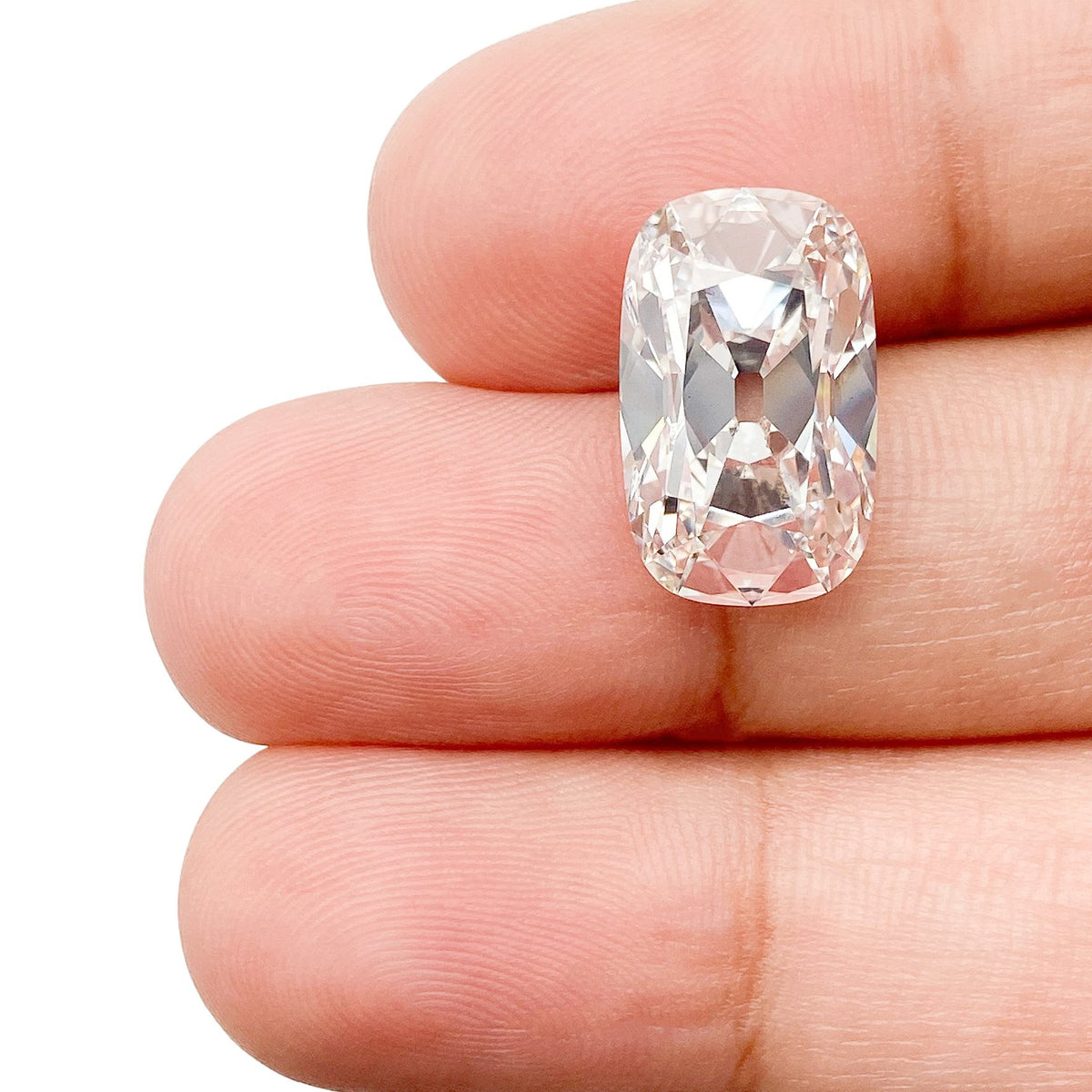 5.71ct | F/VS2 Antique Cushion Shape Old Mine Cut Lab Diamond (IGI)