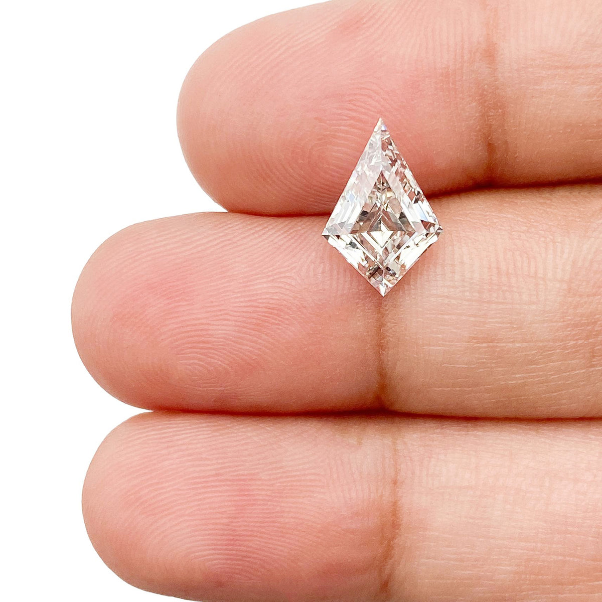 2.00ct | F/VS1 Kite Shape Step Cut Lab Diamond (IGI)-LITHOS Diamond