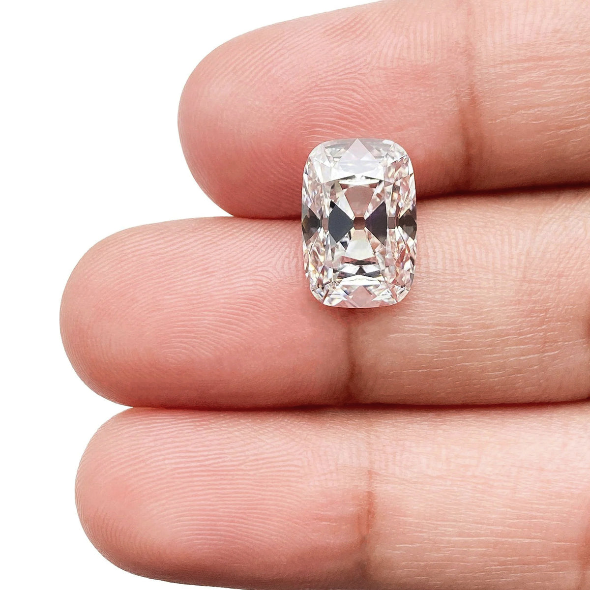 3.80ct | E/VS1 Antique Cushion Shape Old Mine Cut Lab Diamond (IGI)-LITHOS Diamond