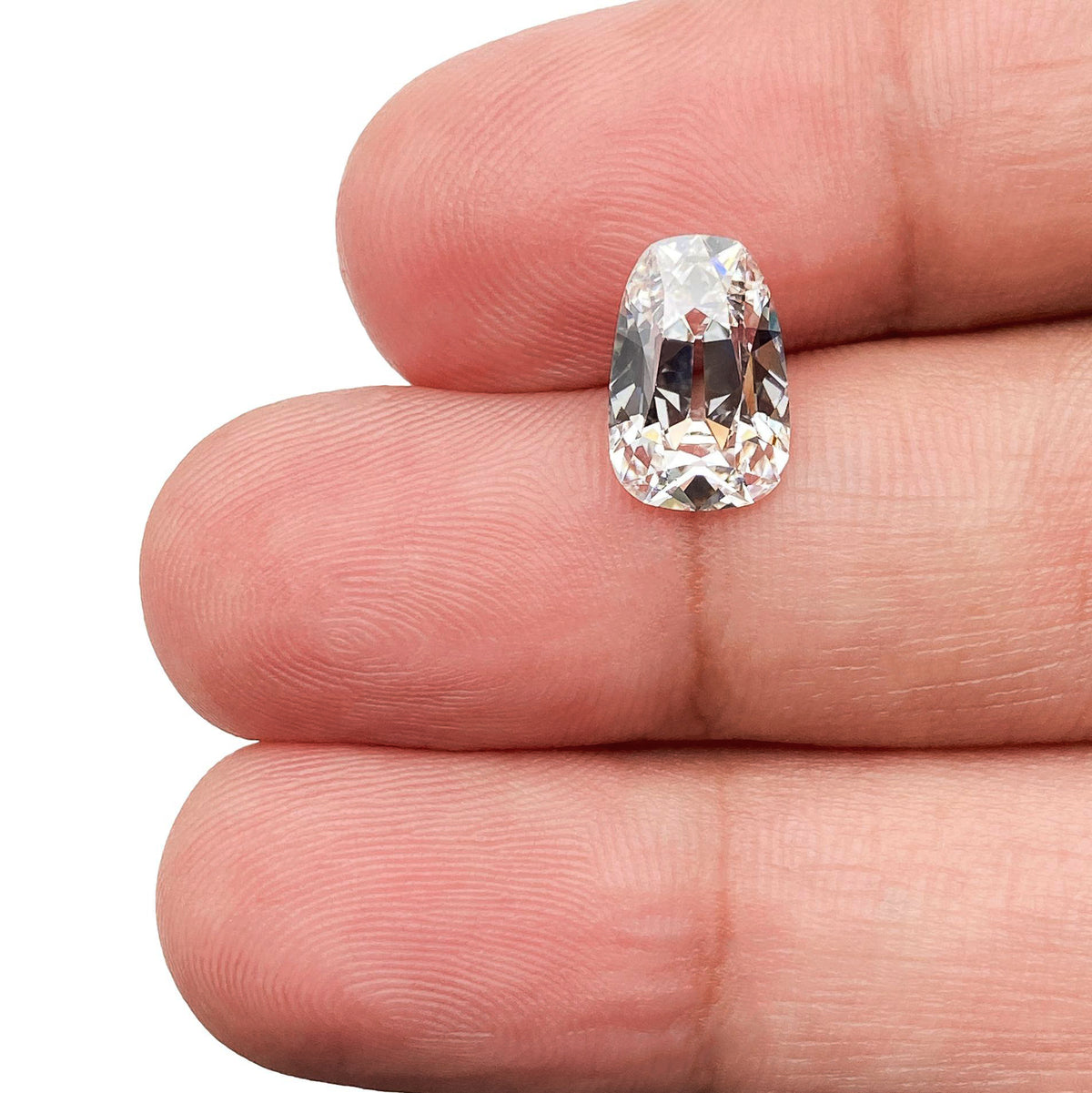 2.01ct | E/VS2 Tapered Cushion Shape Old Mine Cut Lab Diamond (IGI)-LITHOS Diamond