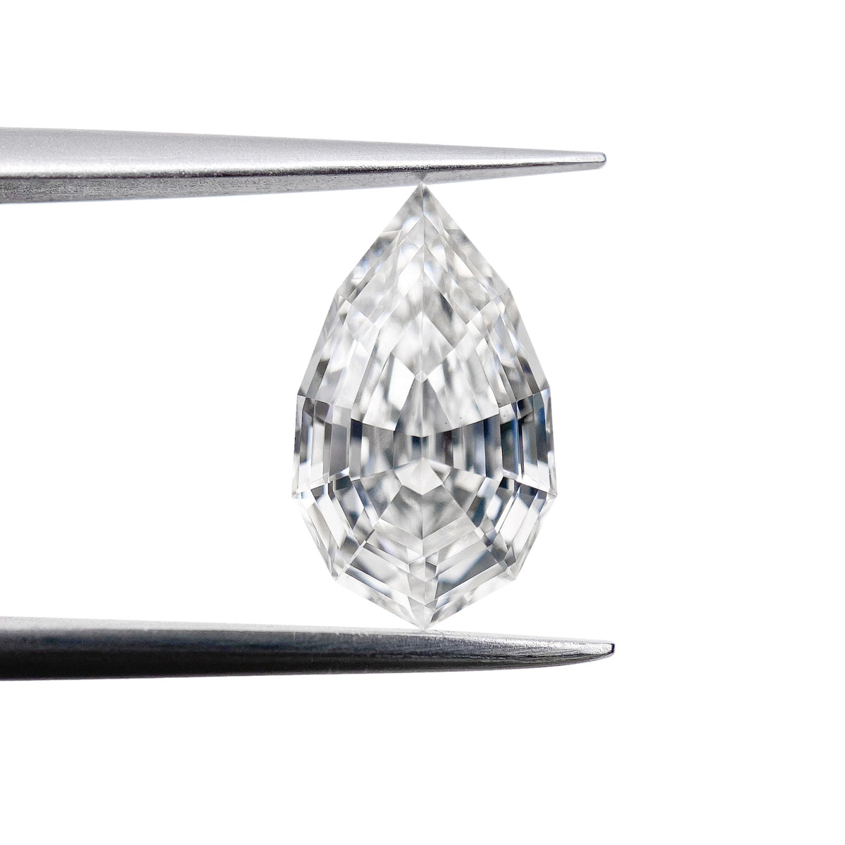 3.03ct | G/VS1 Pear Shape Step Cut Lab Diamond (IGI)-LITHOS Diamond