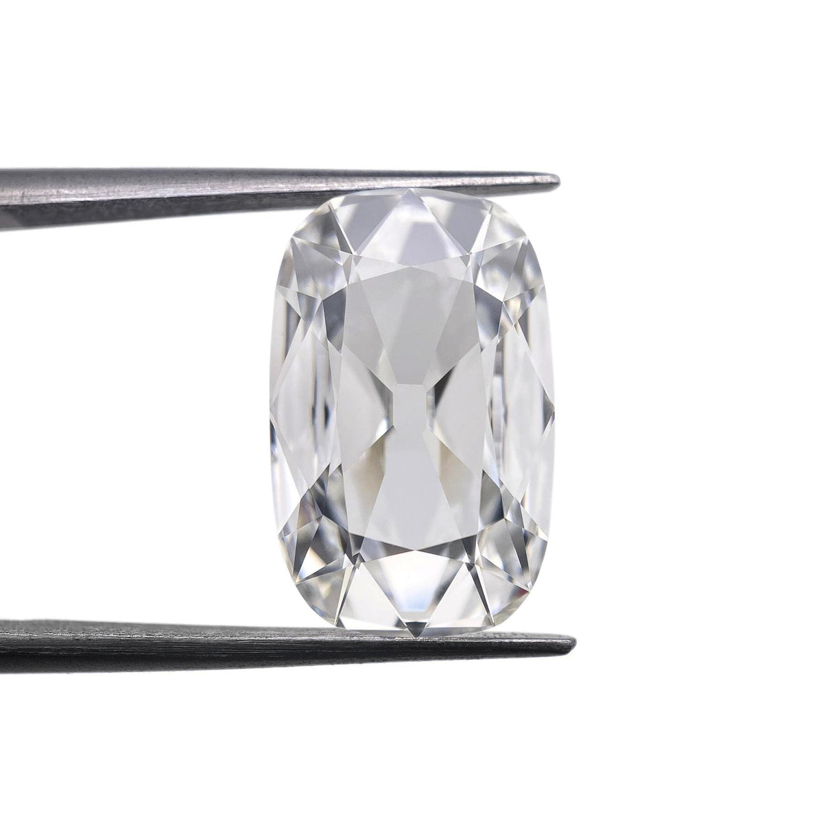 5.03ct | F/VVS2 Antique Cushion Shape Old Mine Cut Lab Diamond (IGI)