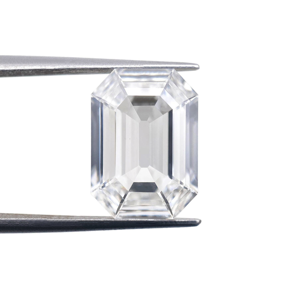 4.01ct | E/VVS2 Antique Octagon Shape Step Cut Lab Diamond (IGI)