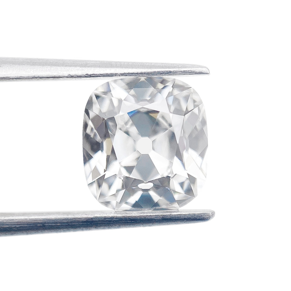 1.48ct | F/VVS2 Cushion Shape Old Mine Cut Lab Diamond (IGI)