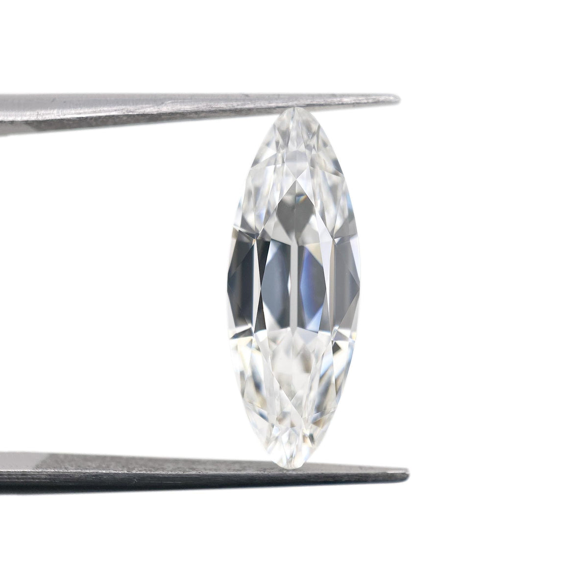 4.11ct | F/VVS2 Oval Shape Old Mine Cut Lab Diamond (IGI)