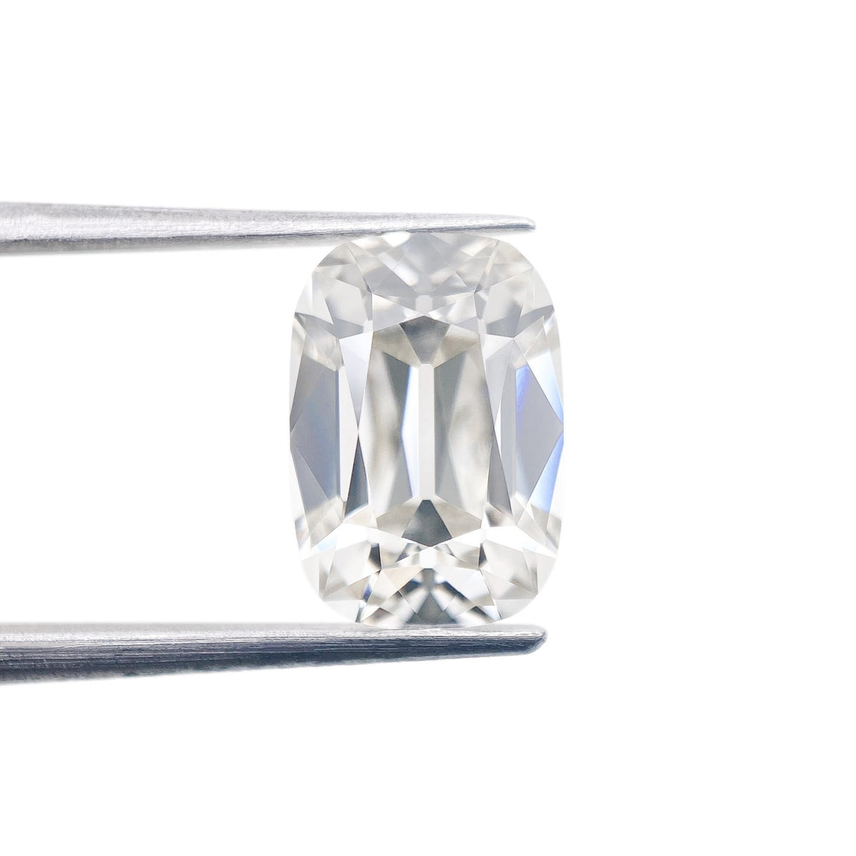 2.85ct | H/VS1 Cushion Shape Old Mine Cut Lab Diamond (IGI)