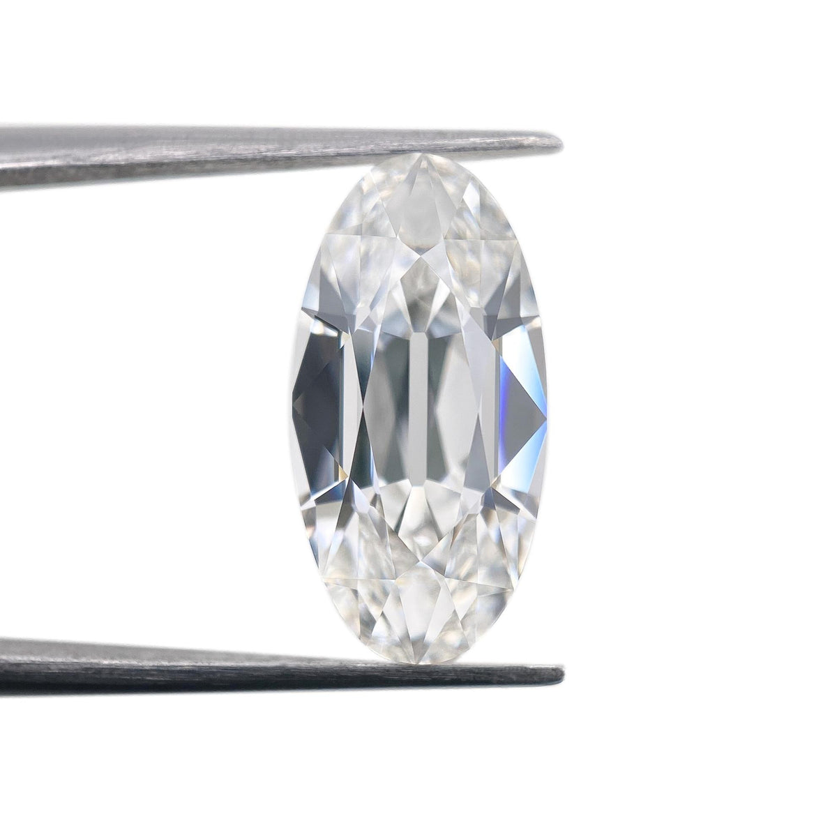 4.04ct | E/VVS2 Oval Shape Old Mine Cut Lab Diamond (IGI)