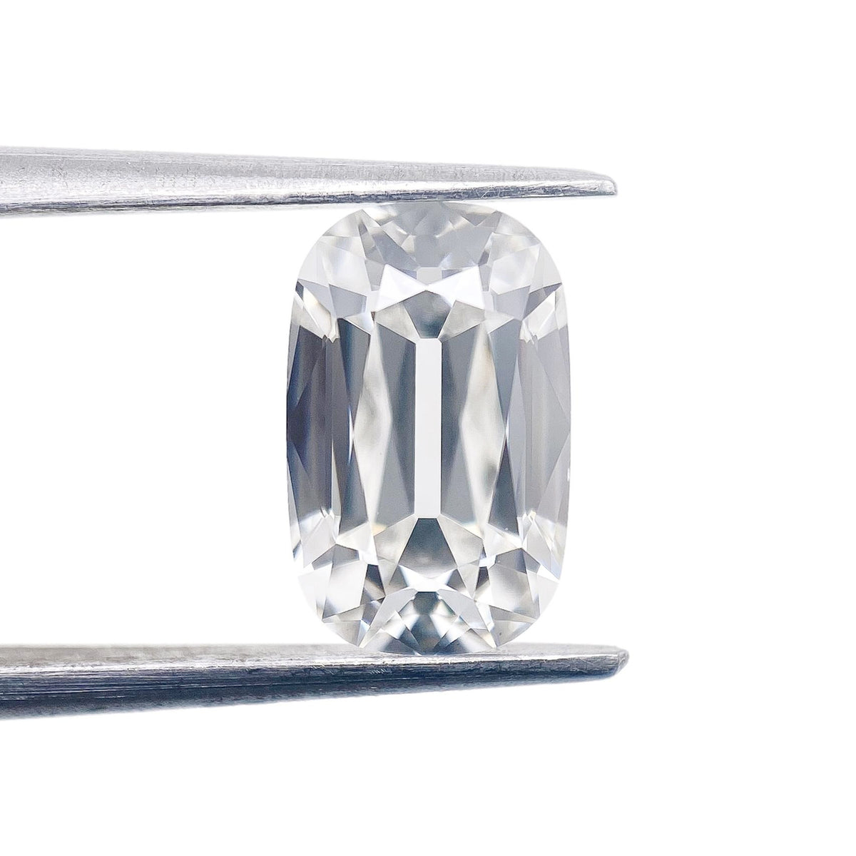 1.62ct | F/VS1 Cushion Shape Old Mine Cut Lab Diamond (IGI)