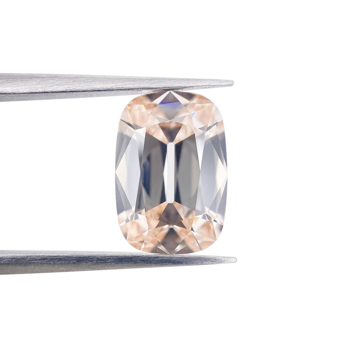 3.21ct | N/VS1 Cushion Shape Old Mine Cut Lab Diamond (IGI)-LITHOS Diamond