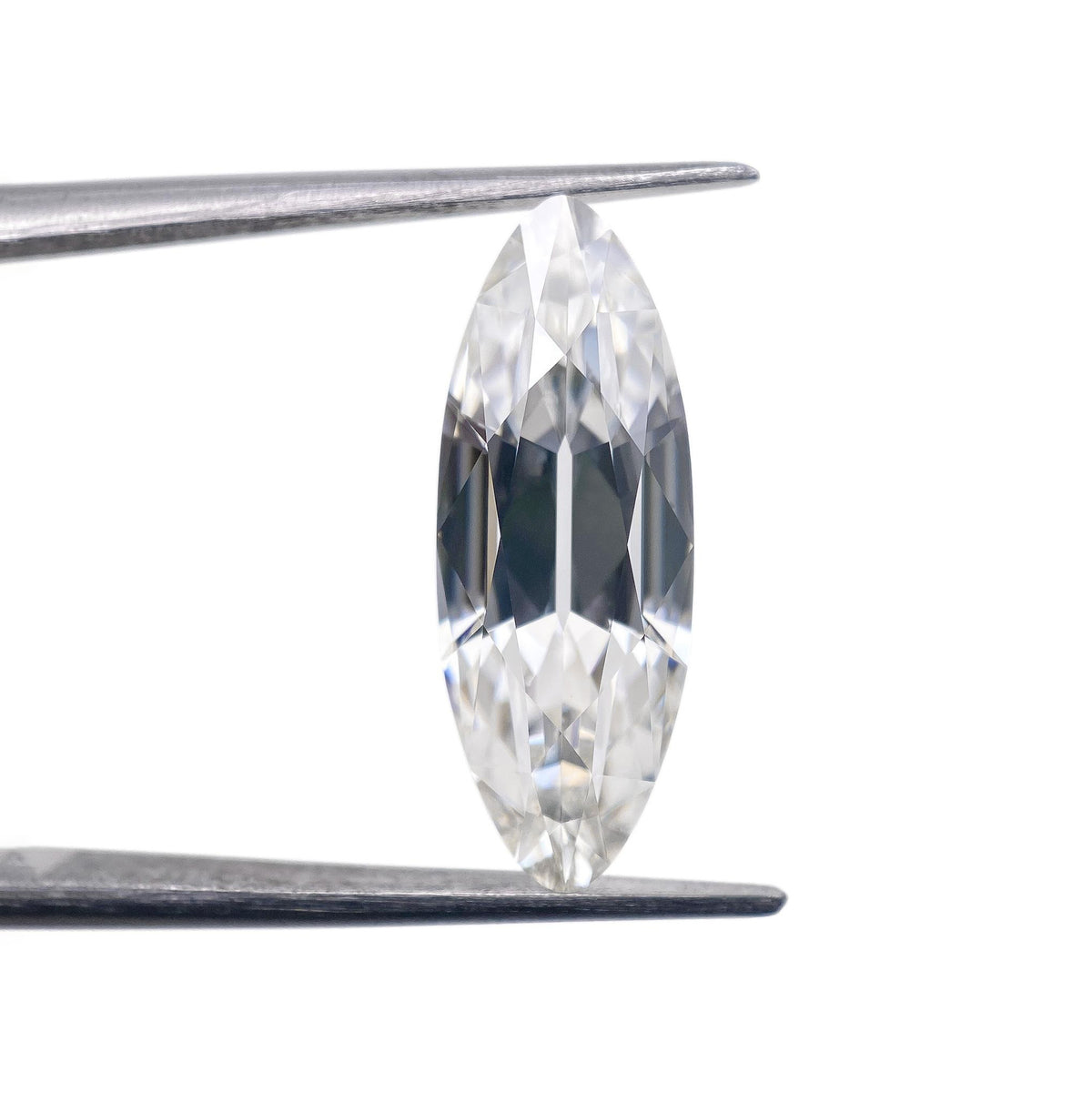 3.55ct | F/VS1 Oval Shape Old Mine Cut Lab Diamond (IGI)
