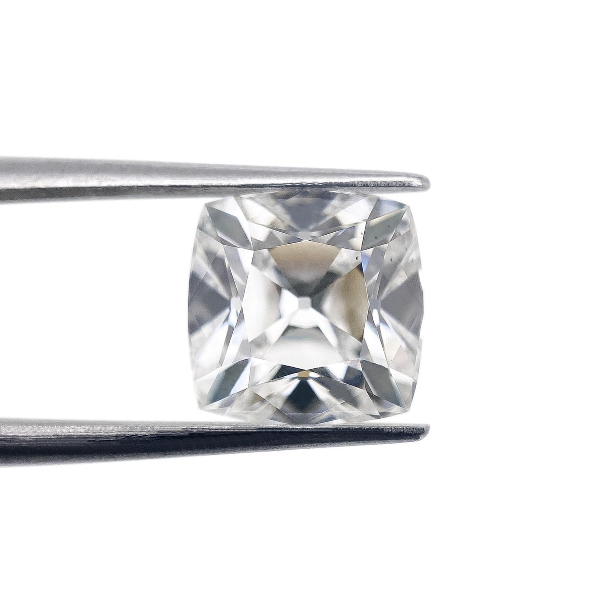 3.00ct | E/VS2 Cushion Shape Peruzzi Cut Lab Diamond (IGI)