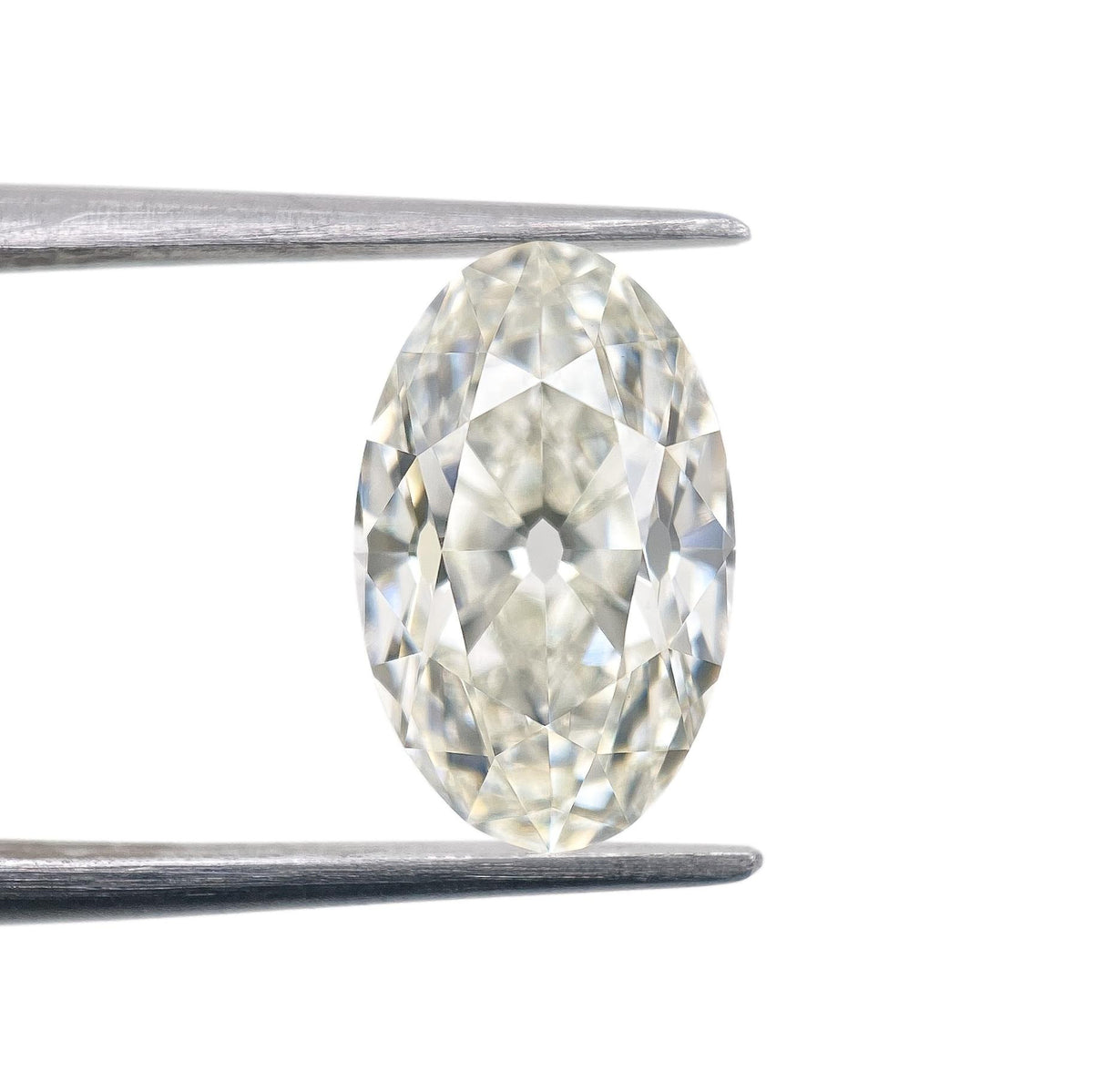 2.47ct | G/VS1 Oval Shape Old Mine Cut Lab Diamond (IGI)