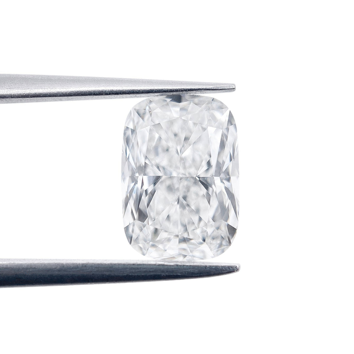 2.02ct | E/VVS2 Cushion Shape Brilliant Cut Lab Diamond (IGI)
