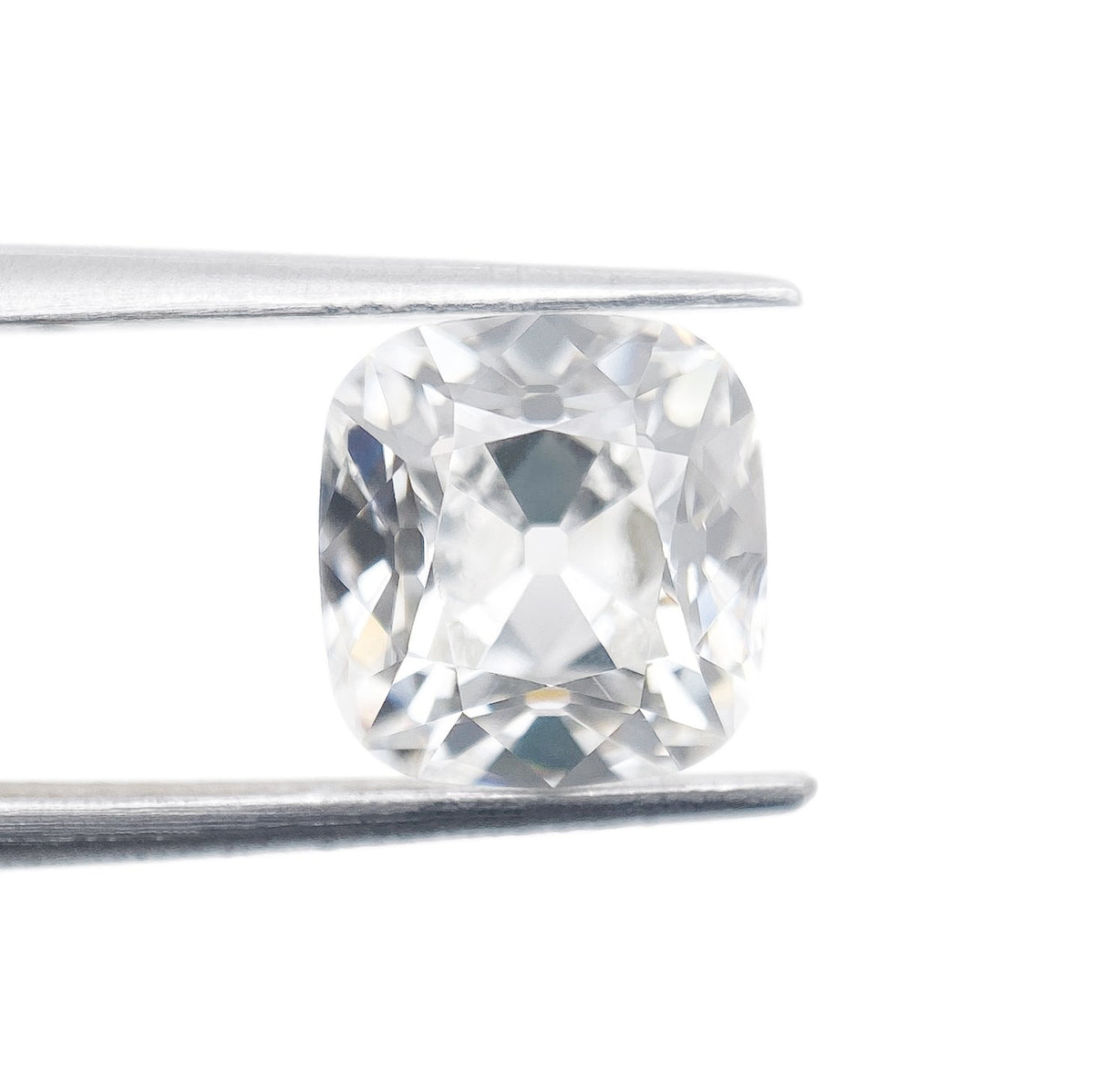 2.24ct | E/VS1 Cushion Shape Old Mine Cut Lab Diamond (IGI)