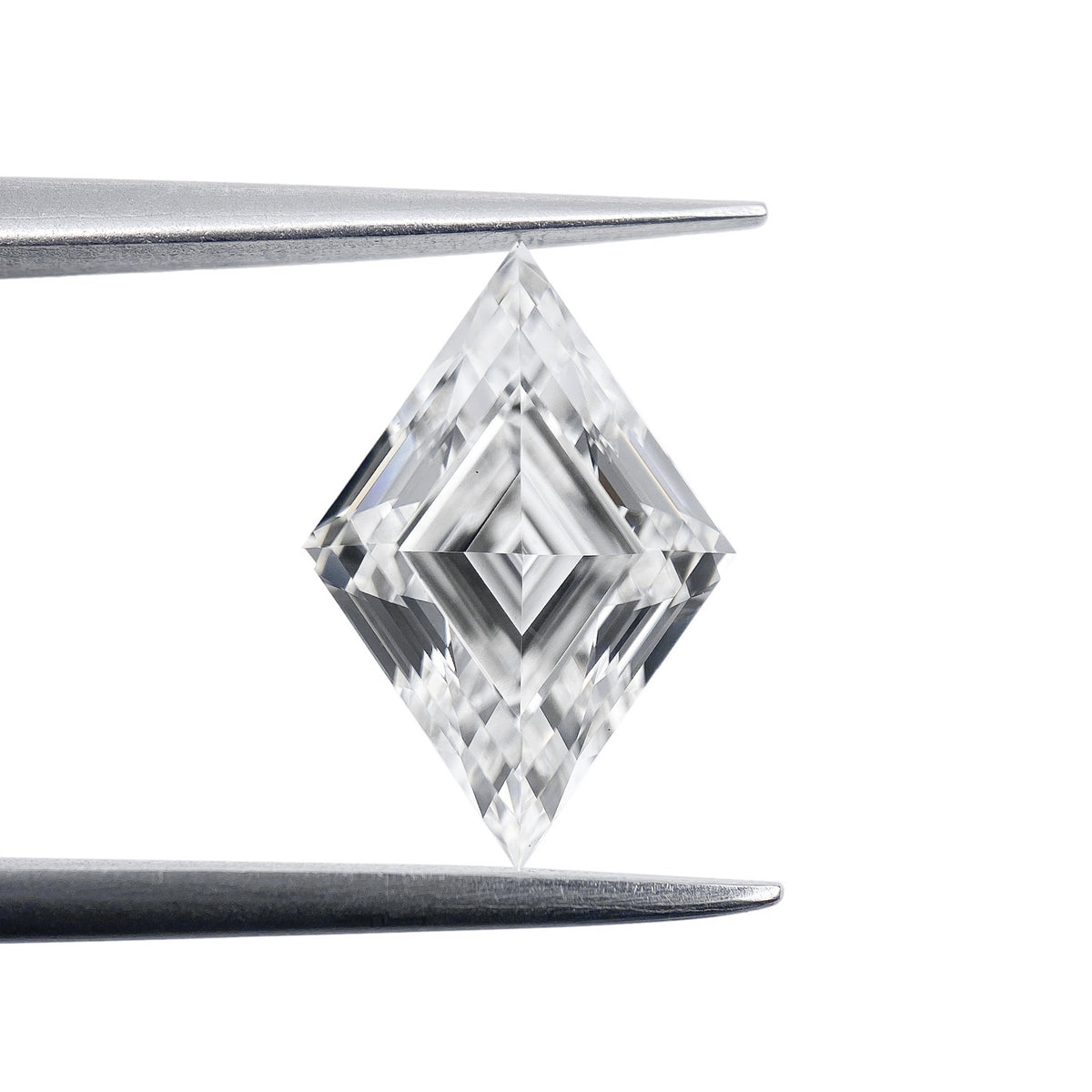 2.56ct |F/VS1 Lozenge Shape Step Cut Lab Diamond (IGI)