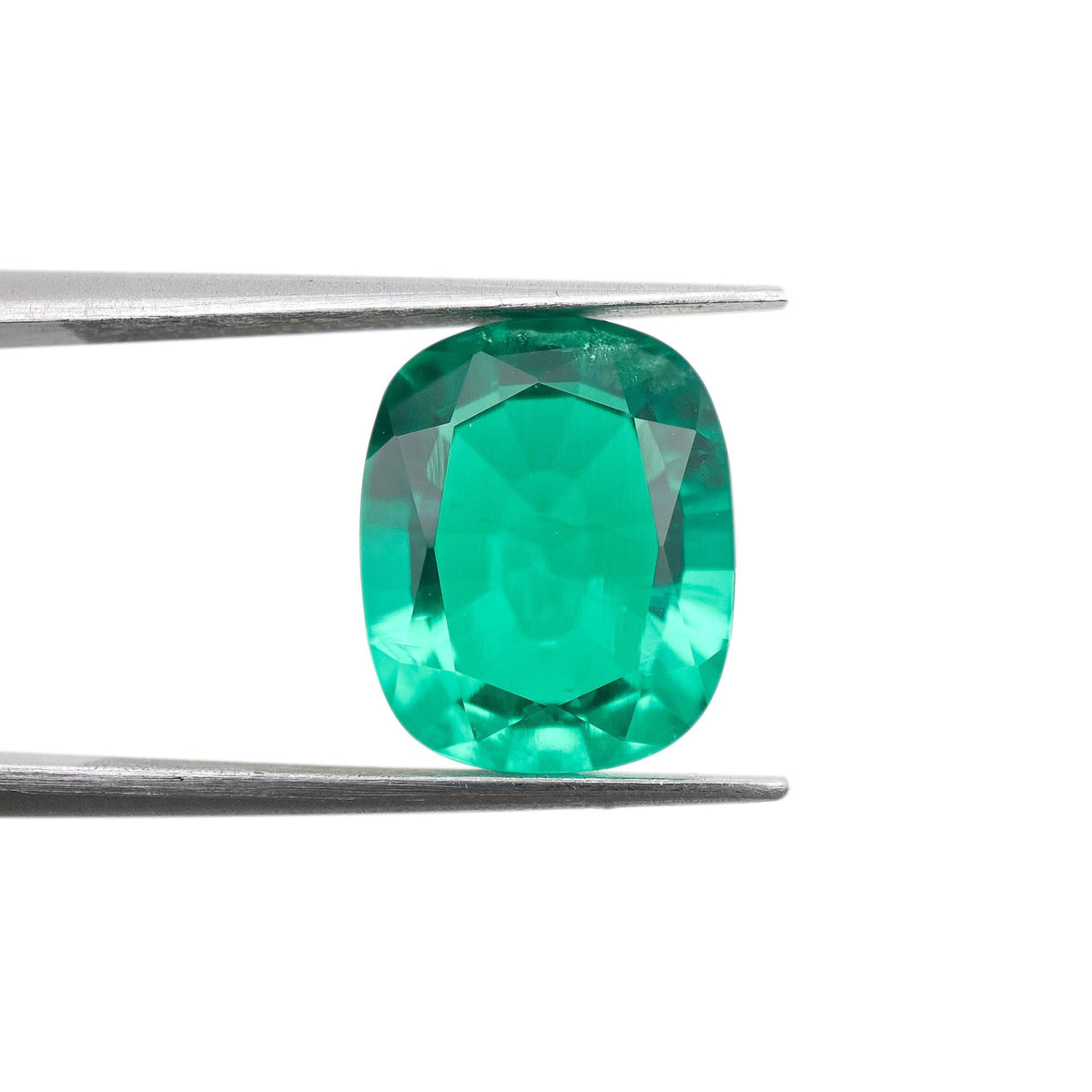 5.10ct | Brilliant Cut Cushion Shape Lab Emerald