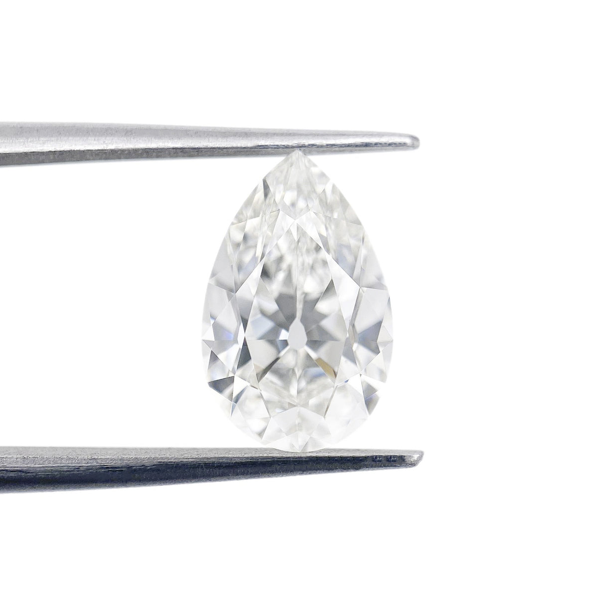 2.40ct | F/VVS2 Pear Shape Old Mine Cut Lab Diamond (IGI)