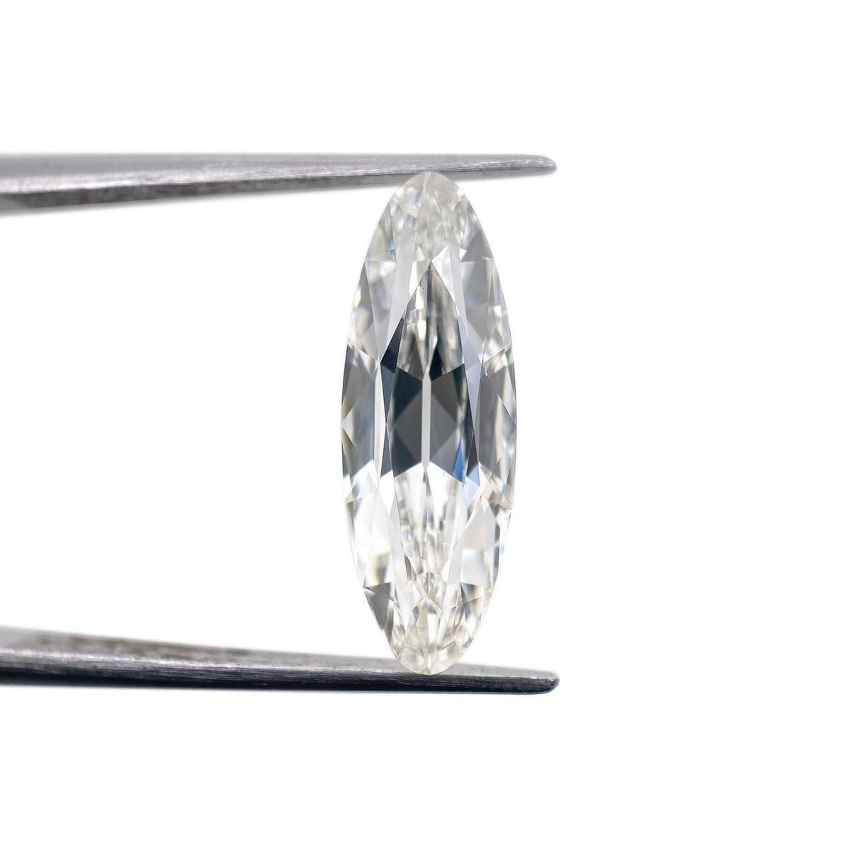 3.01ct | G/VS1 Oval Shape Old Mine Cut Lab Diamond (IGI)
