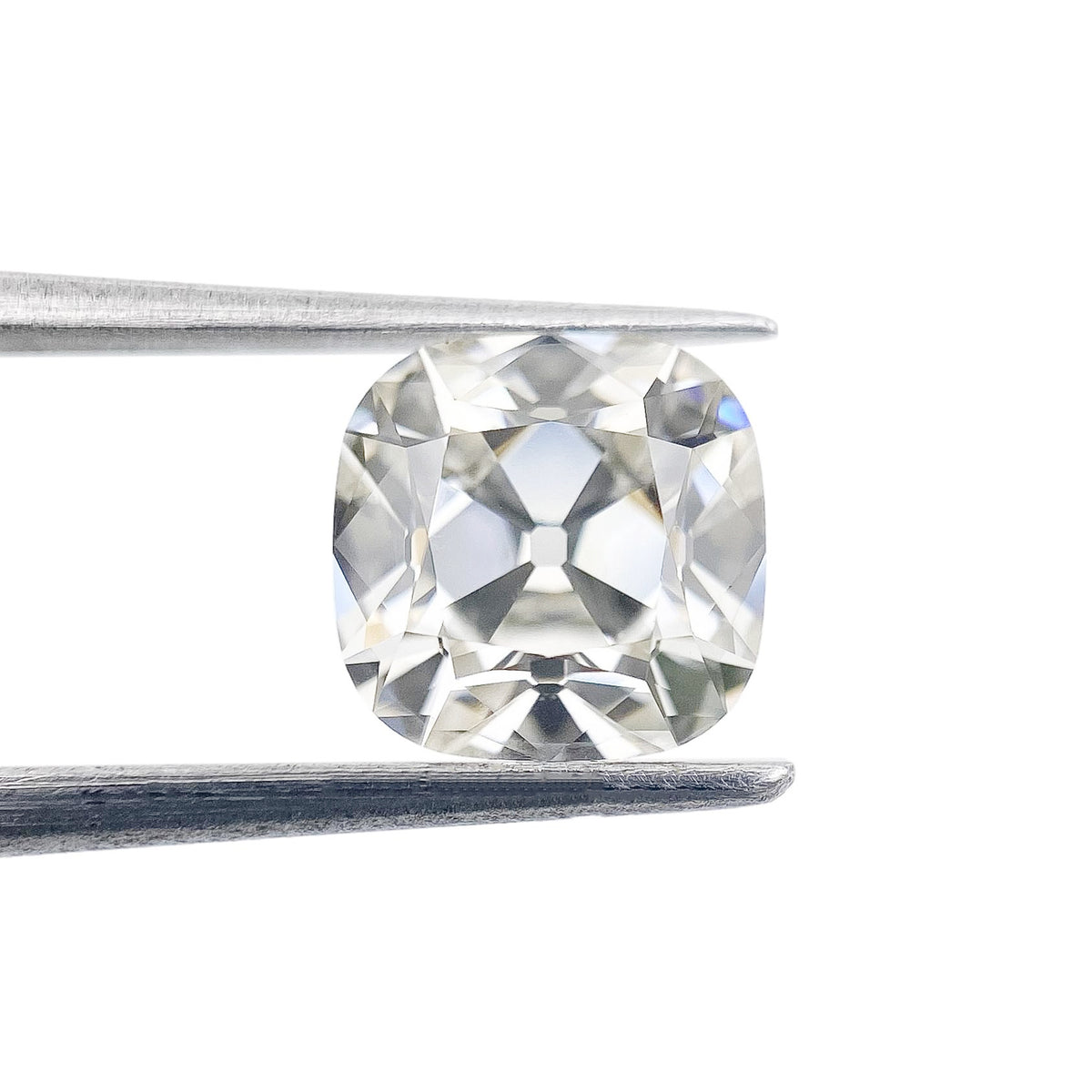 1.54ct | H/VS1 Cushion Shape Old Mine Cut Lab Diamond (IGI)