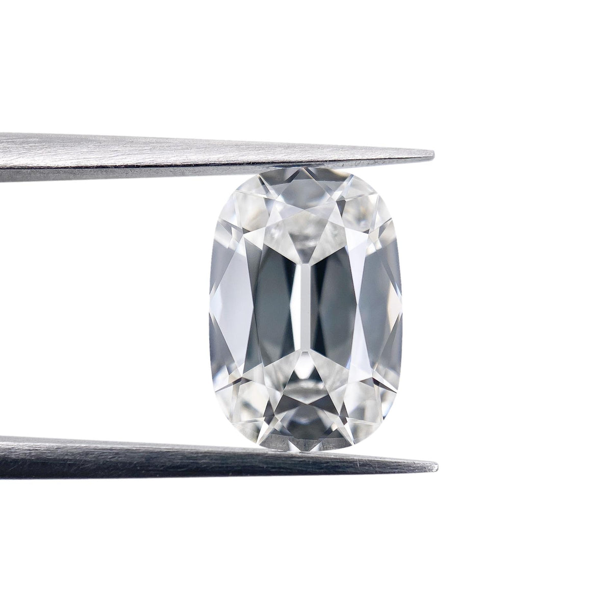 2.92ct | E/VVS2 Cushion Shape Old Mine Cut Lab Diamond (IGI)