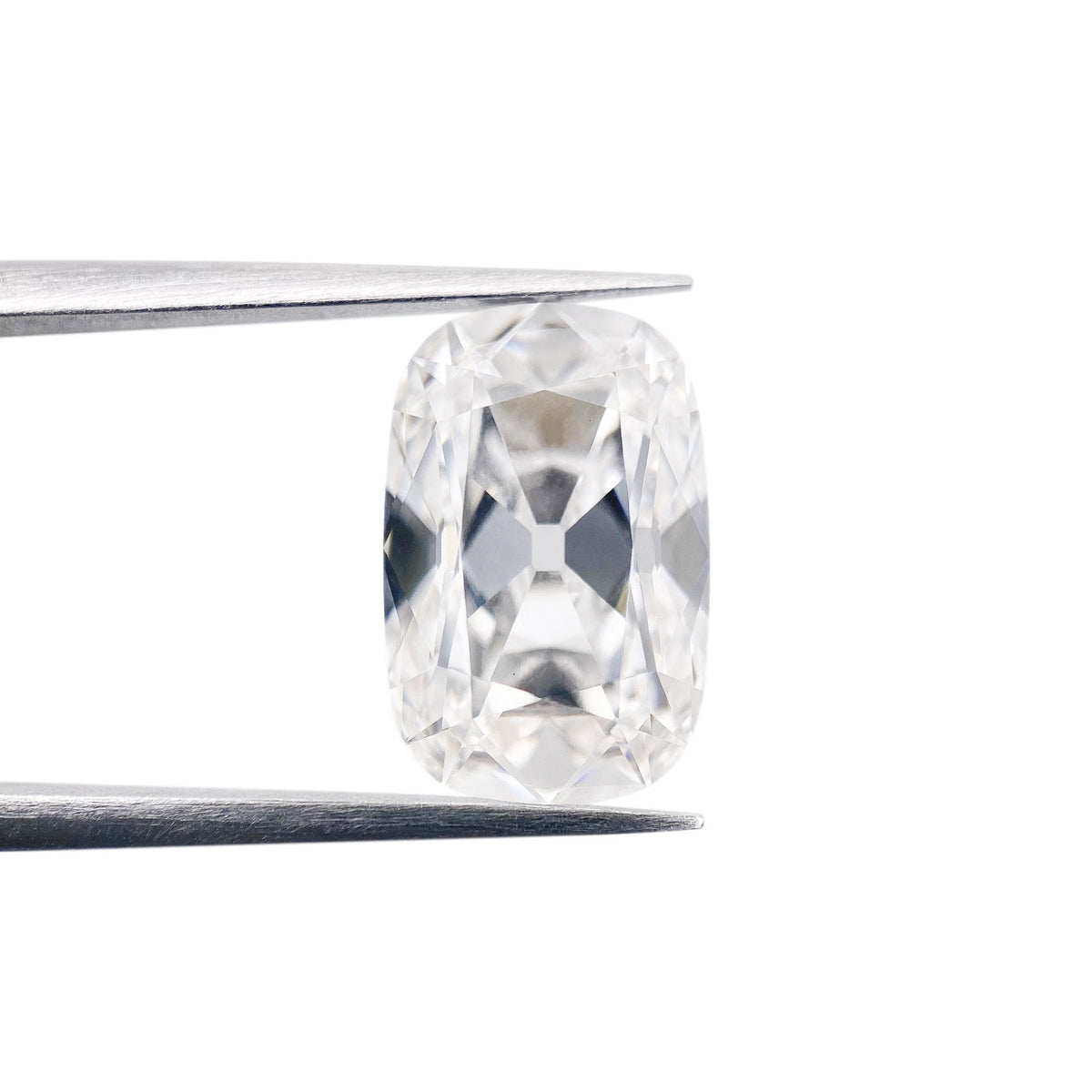4.75ct | F/VS1 Antique Cushion Shape Old Mine Cut Lab Diamond (IGI)