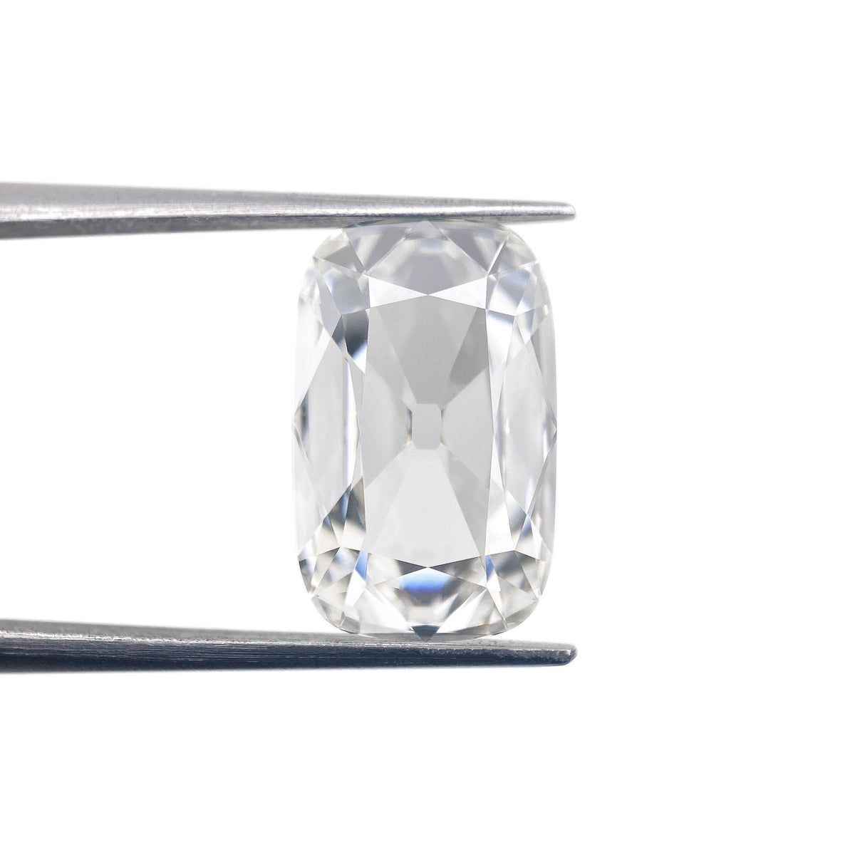 3.29ct | F/VVS2 Antique Cushion Shape Old Mine Cut Lab Diamond (IGI)
