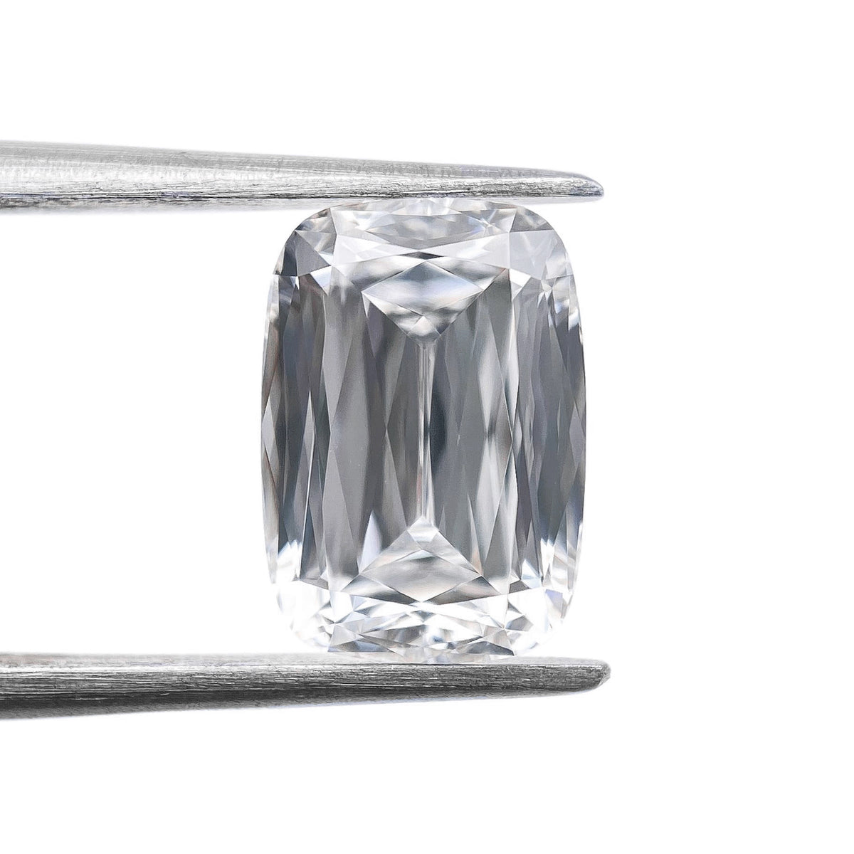 2.17ct | E/VS1 Cushion Shape Lattice Cut Lab Diamond (IGI)