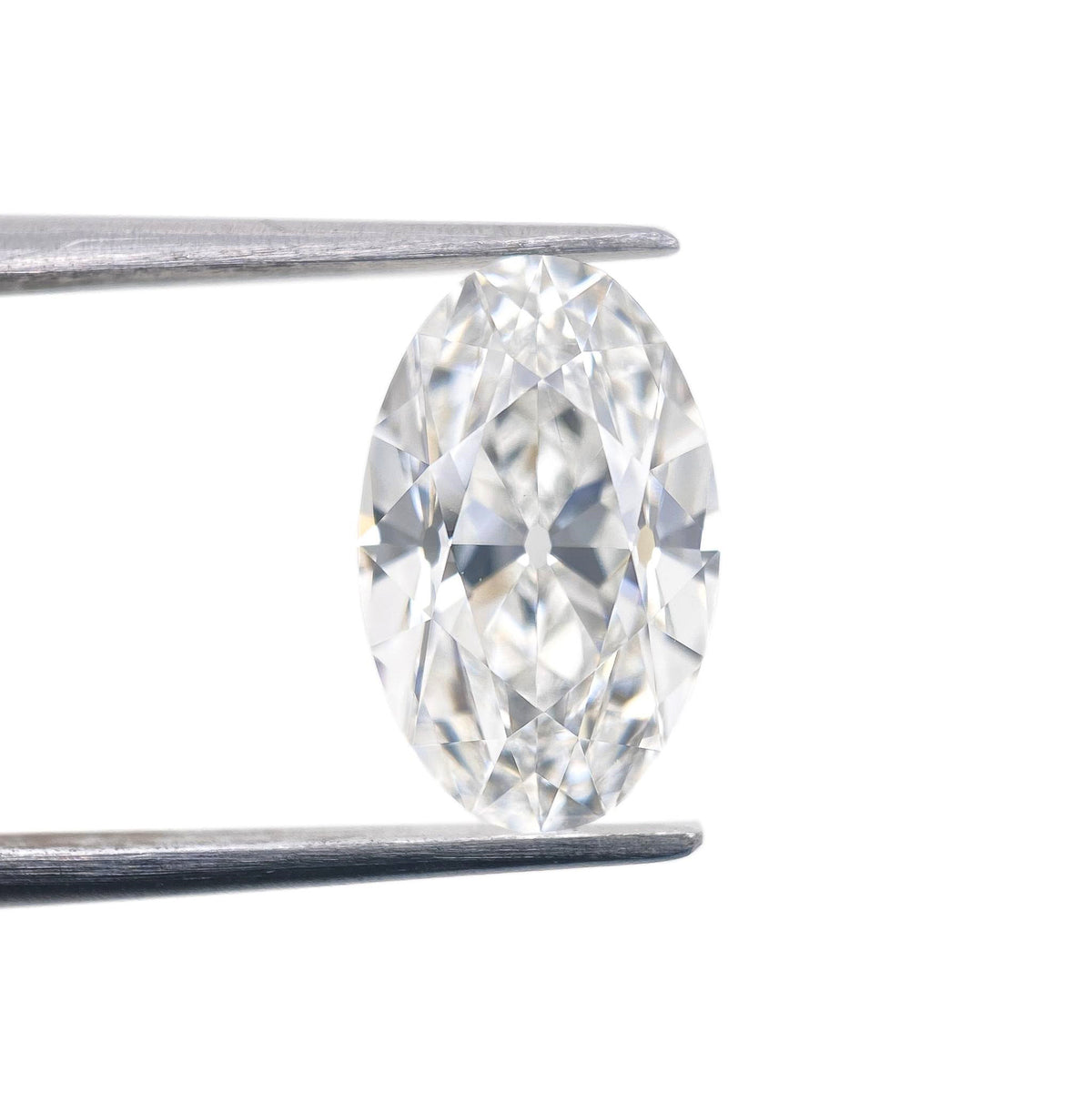 2.85ct | E/VS1 Oval Shape Old Mine Cut Lab Diamond (IGI)
