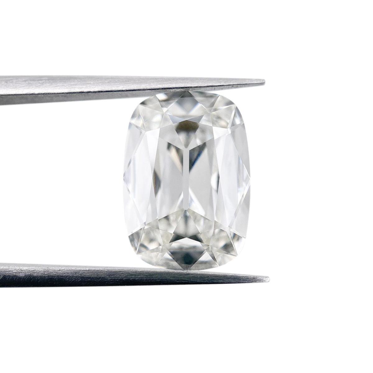 3.33ct | G/VVS2 Cushion Shape Old Mine Cut Lab Diamond (IGI)