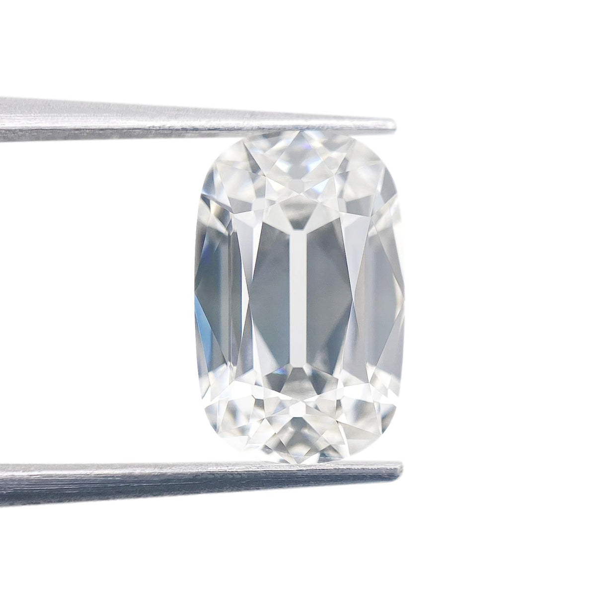 2.52ct | F/VS1 Cushion Shape Old Mine Cut Lab Diamond (IGI)