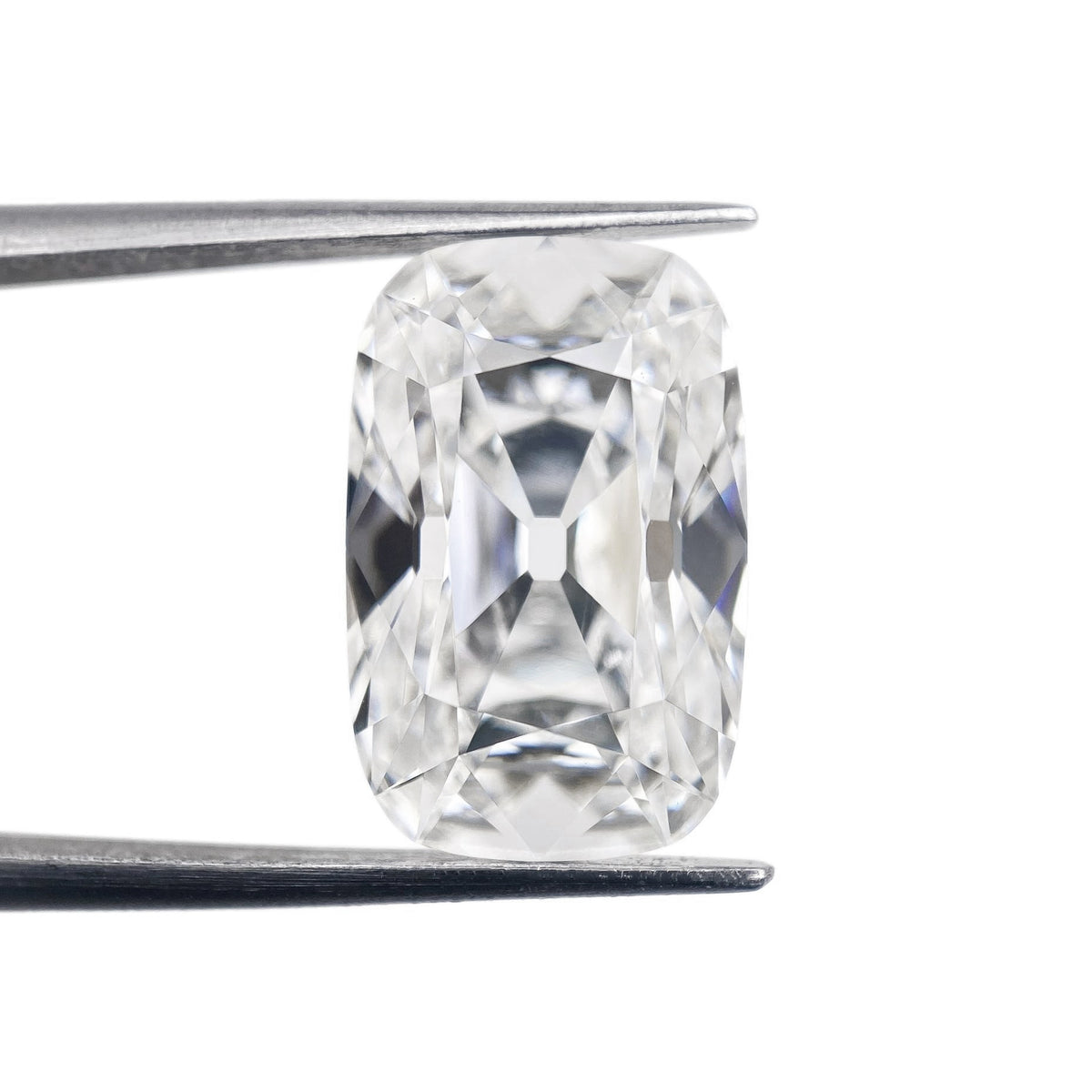 6.56ct | F/VVS2 Cushion Old Mine Cut Lab Diamond (IGI)