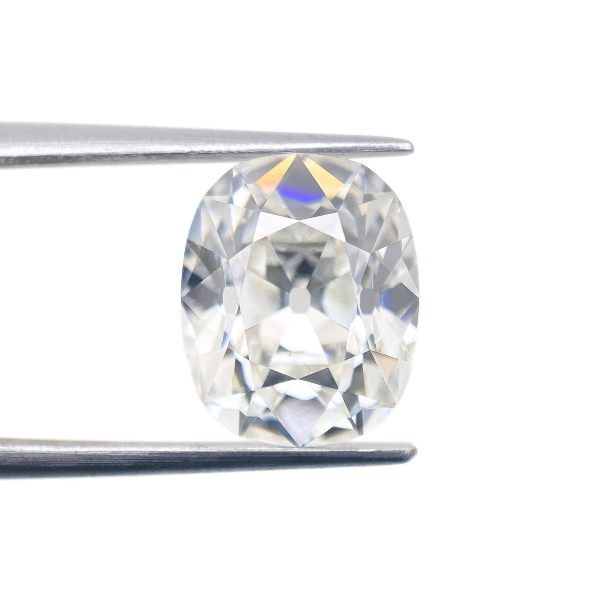 3.35ct | G/VS1 Cushion Shape Old Mine Cut Lab Diamond (IGI)