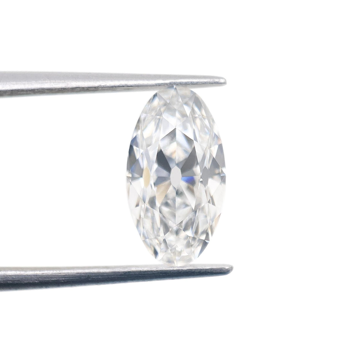 1.85ct | E/VVS2 Oval Shape Old Mine Cut Lab Diamond (IGI)