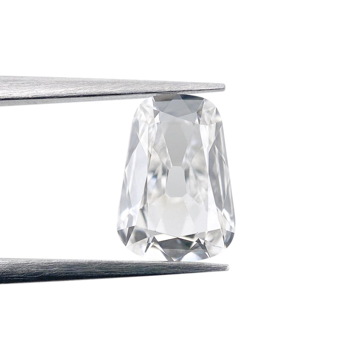 1.01ct | E/VS1 Tapered Cushion Shape Old Mine Cut Lab Diamond (IGI)