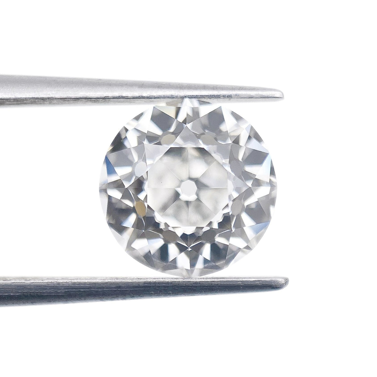 2.17ct | E/VVS2 Round Shape Old European Cut Lab Diamond (IGI)