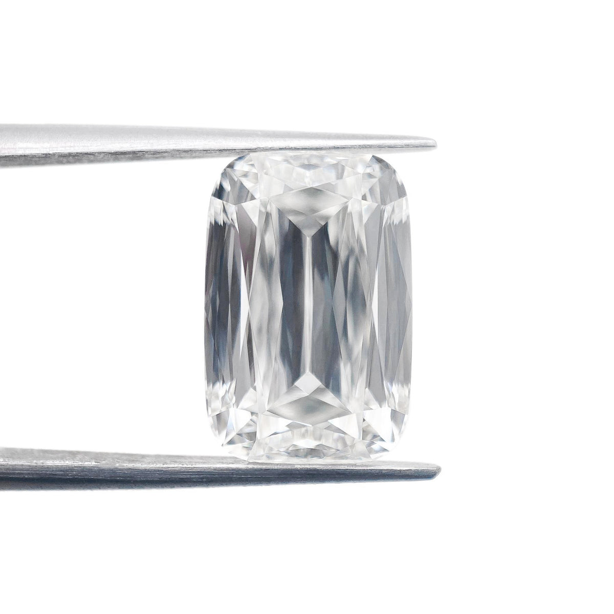 6.64ct | G/VVS2 Cushion Shape Lattice Cut Lab Diamond (IGI)