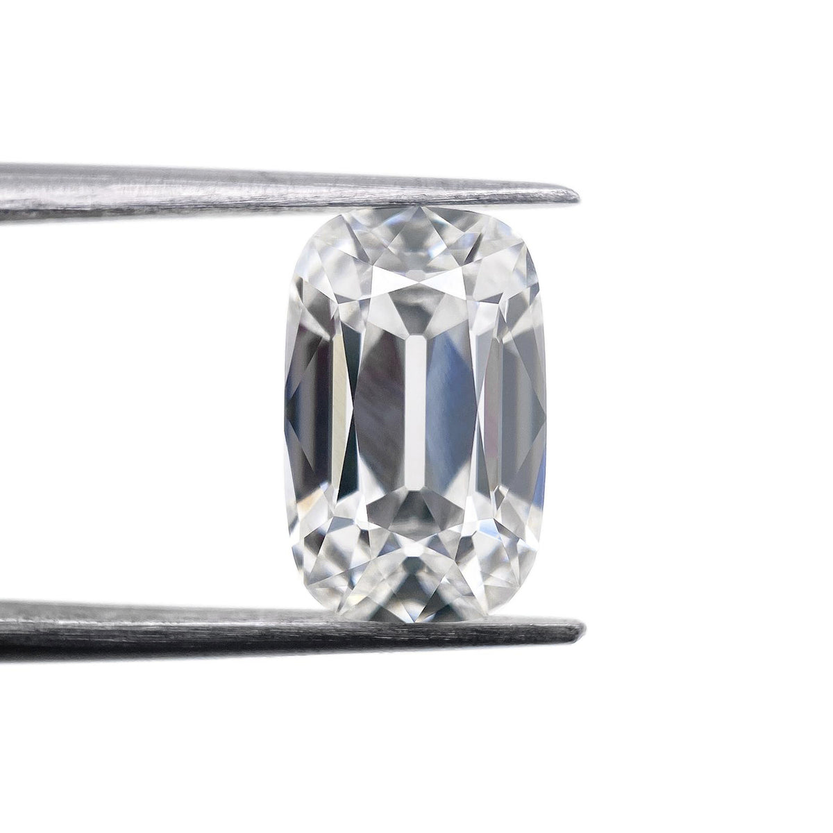 2.87ct | F/VVS2 Cushion Shape Old Mine Cut Lab Diamond (IGI)