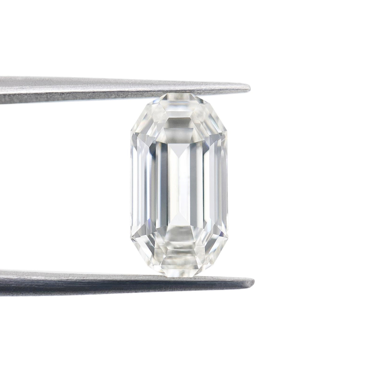 2.70ct | G/VVS2 Cushion Shape Step Cut Lab Diamond (IGI)