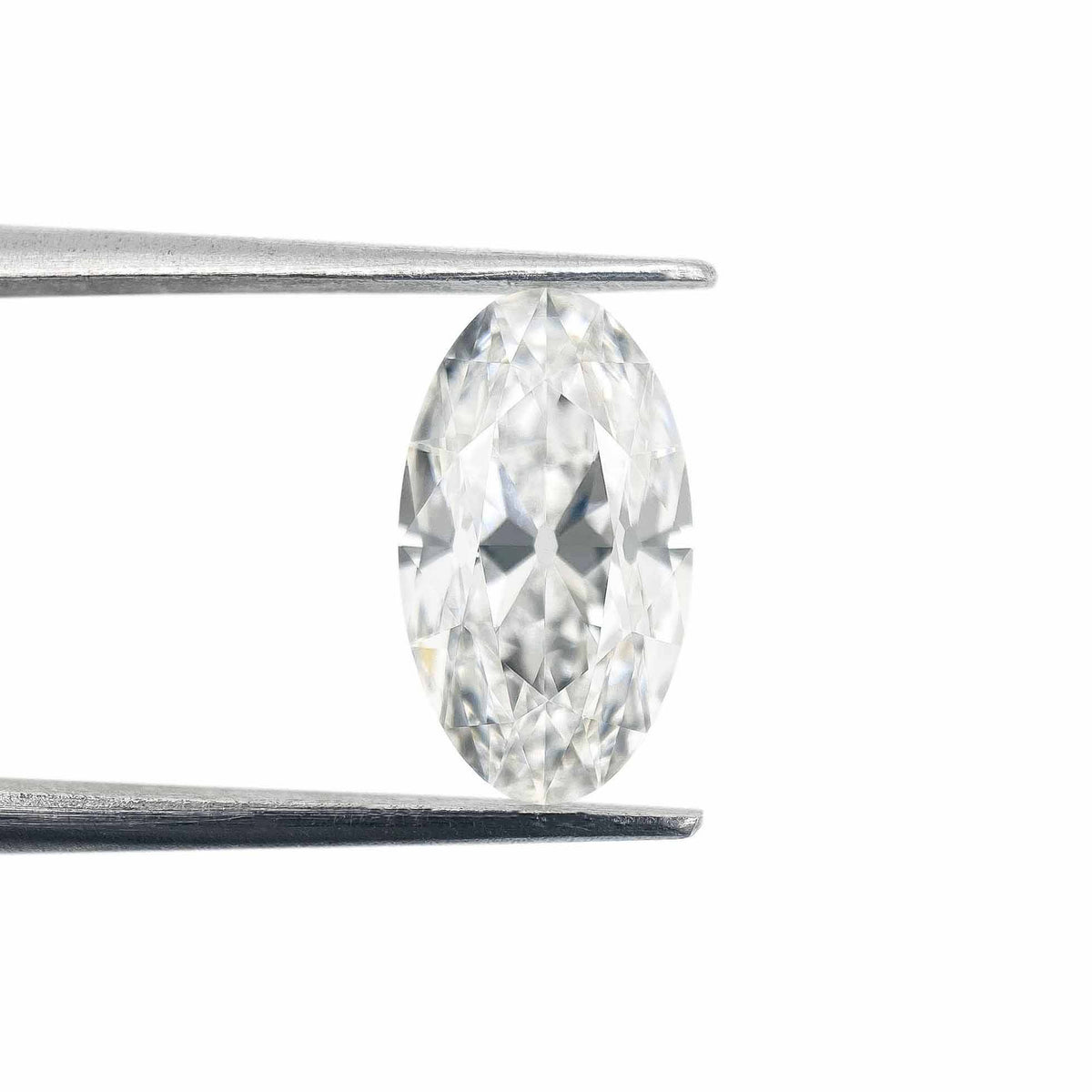 2.22ct | E/VVS2 Oval Shape Old Mine Cut Lab Diamond (IGI)