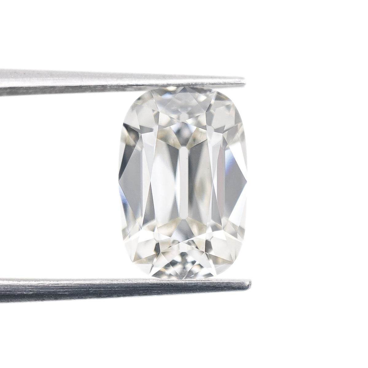 3.01ct | H/VS1 Cushion Shape Old Mine Cut Lab Diamond (IGI)