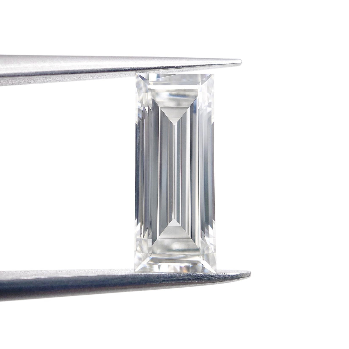 2.41ct | E/VVS2 Baguette Shape Step Cut Lab Diamond (IGI)