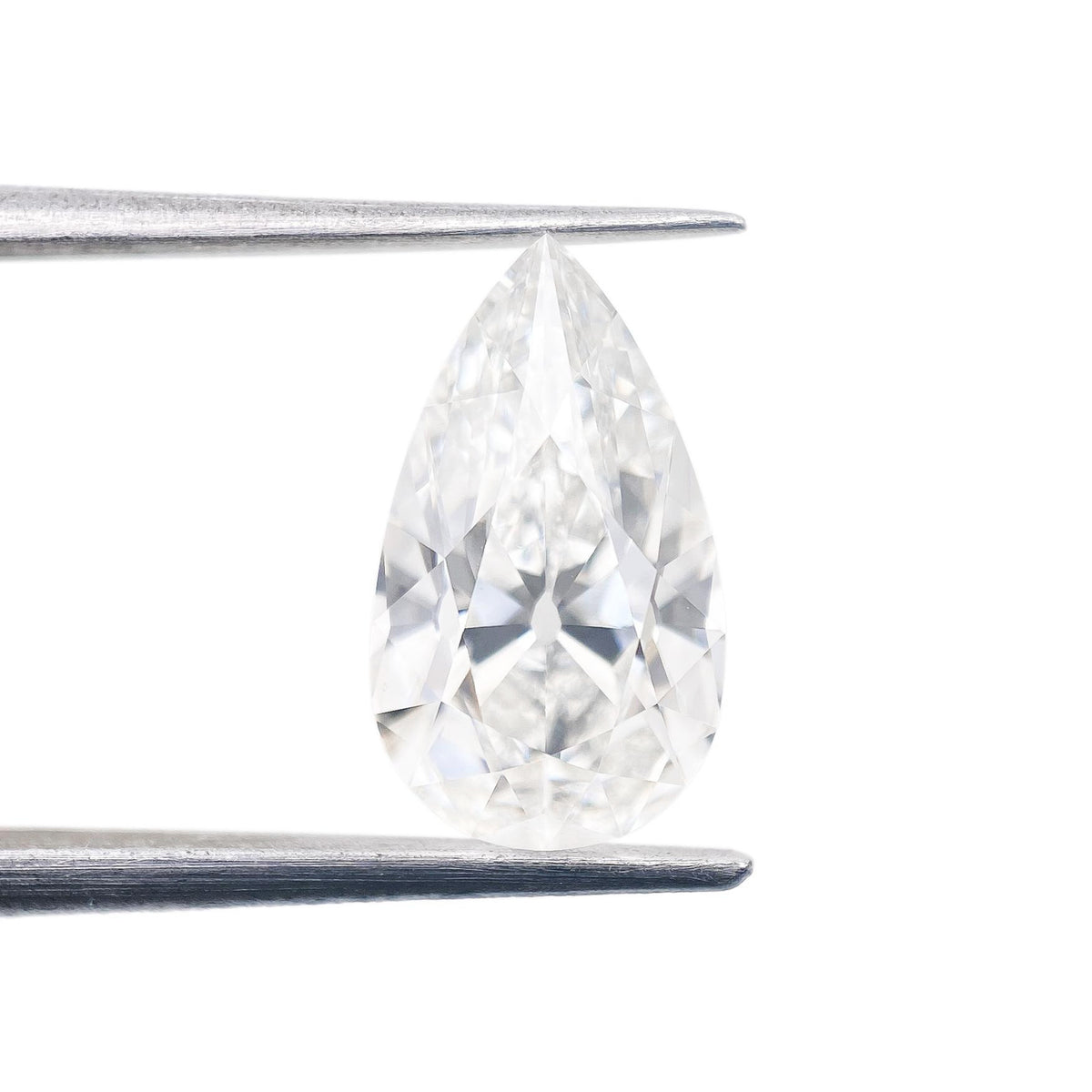 2.32ct | F/VS1 Pear Shape Old Mine Cut Lab Diamond (IGI)