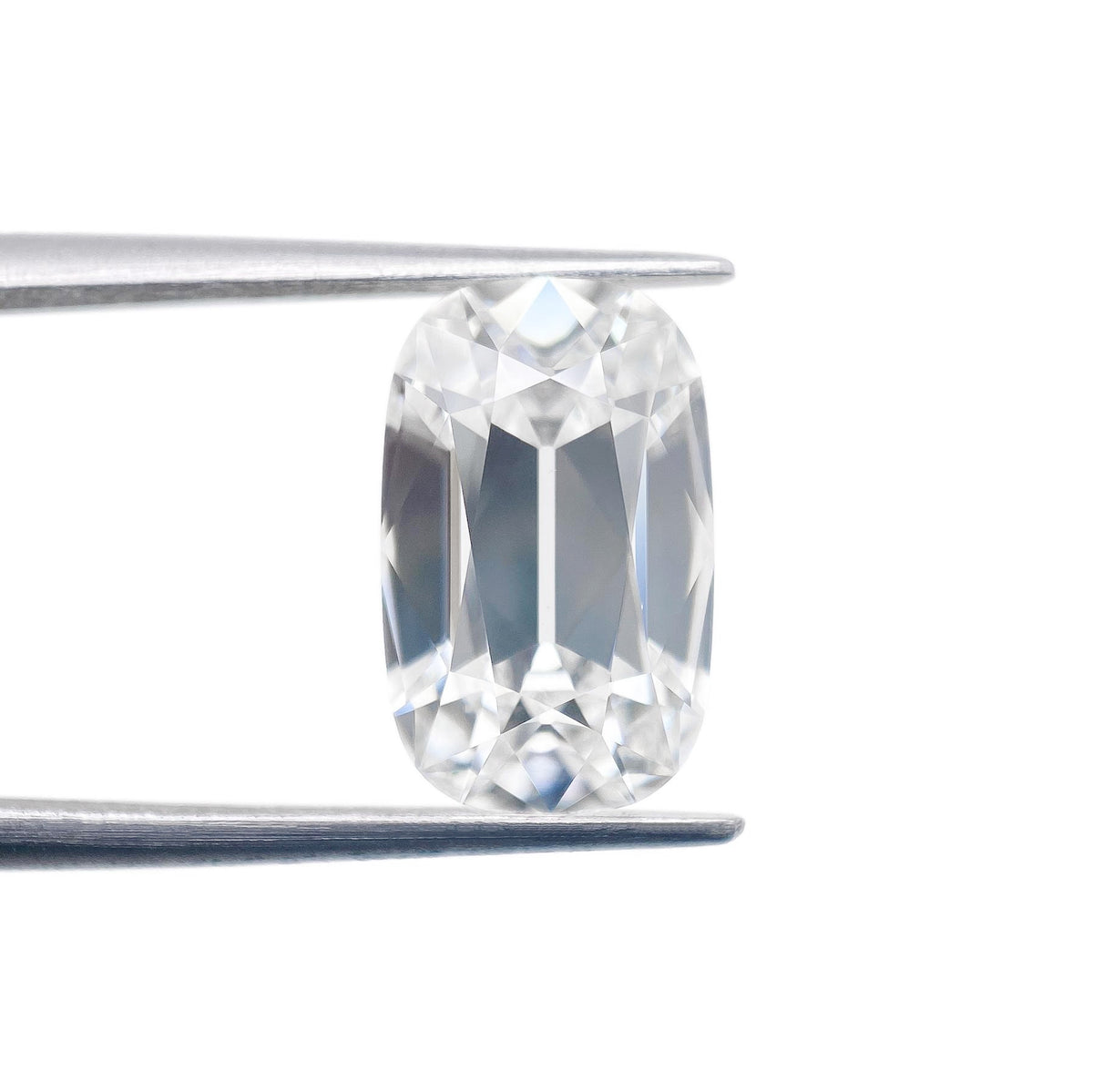 3.27ct | F/VS1 Cushion Shape Old Mine Cut Lab Diamond (IGI)
