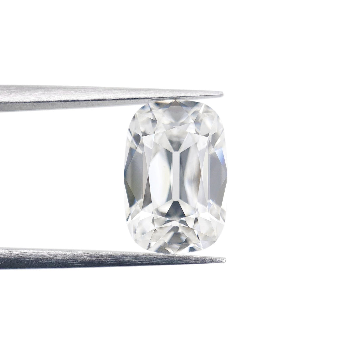 3.61ct | E/VS1 Cushion Shape Old Mine Cut Lab Diamond (IGI)