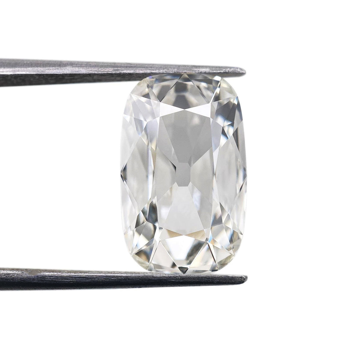 3.47ct | G/VVS2 Antique Cushion Shape Old Mine Cut Lab Diamond (IGI)