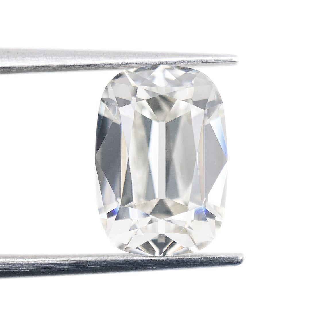 3.15ct | I/VS1 Cushion Shape Old Mine Cut Lab Diamond (IGI)
